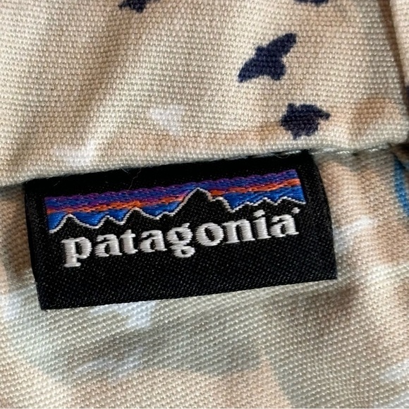 PATAGONIA Sz 6 98% Organic Cotton Birds Pattern Casual Athleisure Shorts - Picture 4 of 6